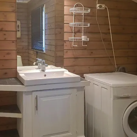 Dom wakacyjny 3 Bedroom In *